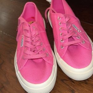 HOT PINK SUPERGAS